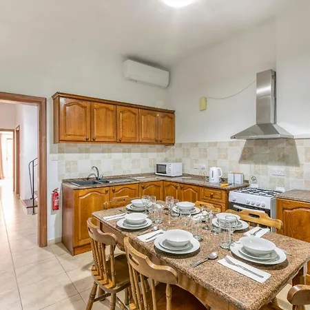 Townhouse - Hosted By Sweetstay