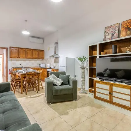 Townhouse - Hosted By Sweetstay