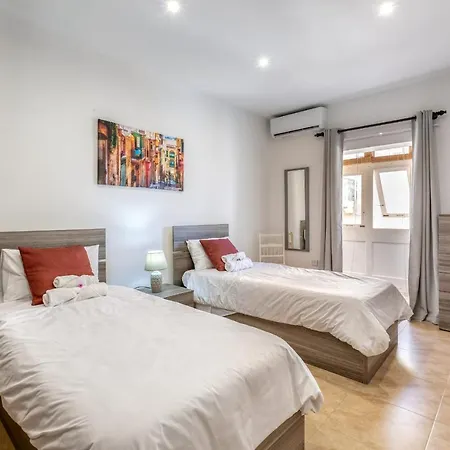 Townhouse - Hosted By Sweetstay *